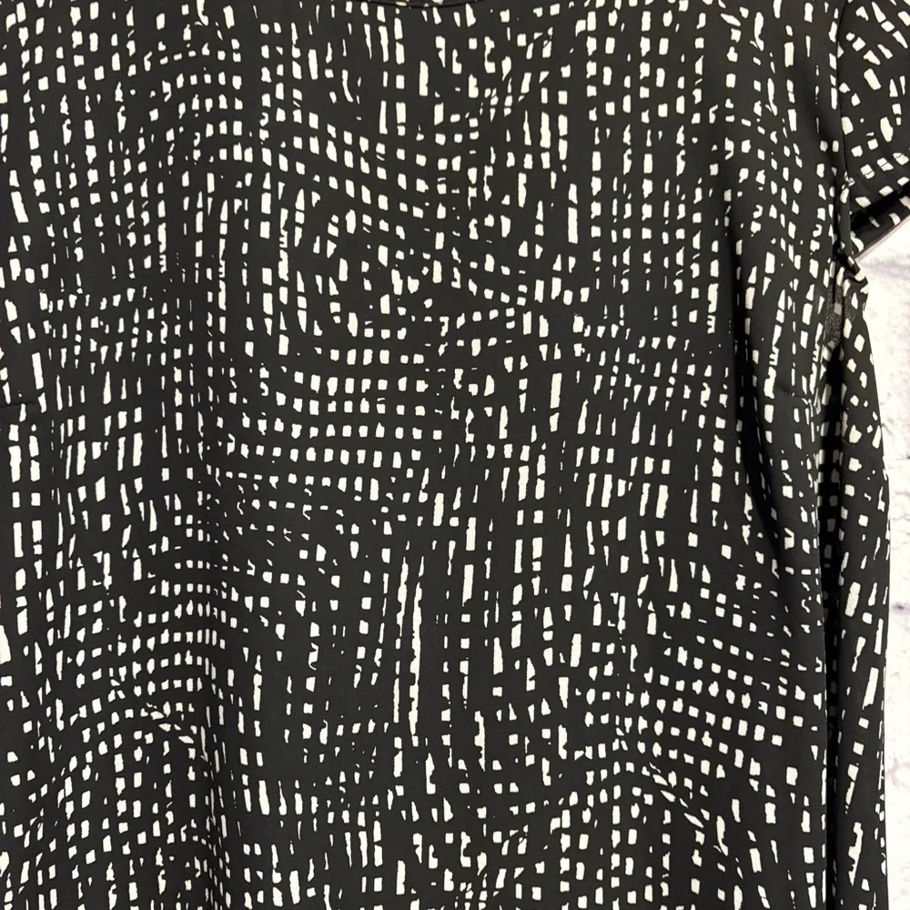 Jolie Black and White Mini Dress Medium - Picture 2 of 7